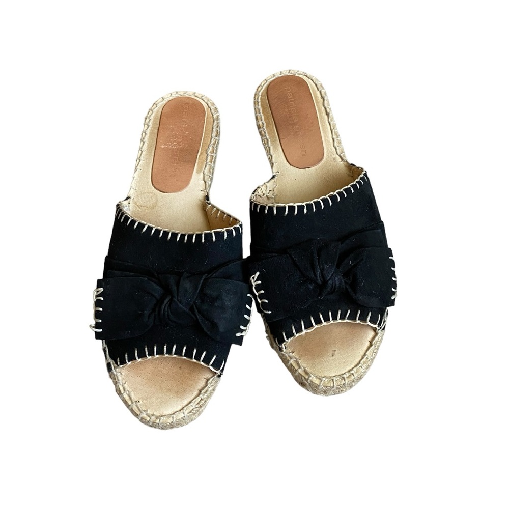 Patricia green black suede with bow sandals